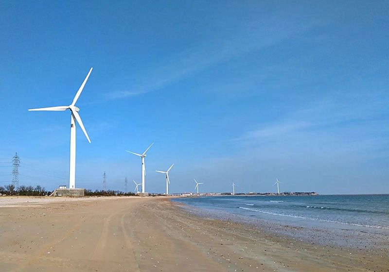 海邊風(fēng)力發(fā)電機一臺造價多少錢？
